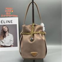 PRADA スーパーコピー ショルダーバッグ モダン チェーン付き 小型 当店イ...