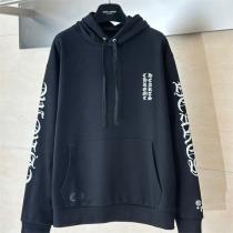 CHROME HEARTS スーパーコピー パーカー ゴシックロゴ 袖プリント アグレッシブクロムハーツ
