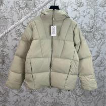 MONCLER スーパーコピー モダン ダウンジャケット ショート丈 防寒 入手困難 モンクレール