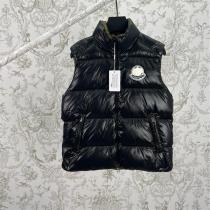 モンクレール 偽物 おしゃれ ダウンベスト 軽量 人気 トレンド おすすめ MONCLER