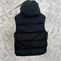 MONCLER コピー スタイリッシュ ダウンベスト 軽量 おしゃれ 新登場 モンクレール