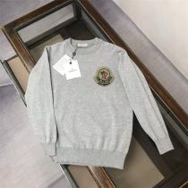 MONCLER 偽物 クラシック ヴィンテージ ロゴワッペン トレーナー おしゃれ モンクレール