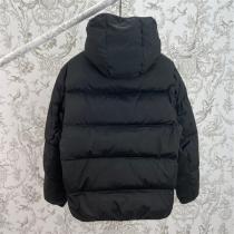 MONCLER スーパーコピー 上品 ダウンジャケット 軽量 防寒 プレミアム モンクレール