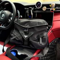 PRADA スーパーコピー メッセンジャーバッグ 大容量 モダン スタイリッシュ 実用的 プラダ