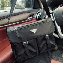 PRADA コピー ショルダーバッグ クラシック 機能的 スタイリッシュ モダン プラダ