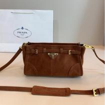  プラダ スーパーコピー ハンドバッグ レザー 高級感 エレガント シンプル PRADA