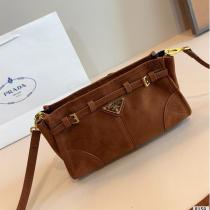  プラダ スーパーコピー ハンドバッグ レザー 高級感 エレガント シンプル PRADA