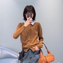 MIU MIU コピー ニットカーディガン モダン フェミニン レトロ クラシック ミュウミュウ