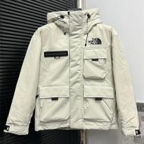 THE NORTH FACE スーパーコピー マウンテンジャケット 機能的 モダン 頑丈 ノースフェイス