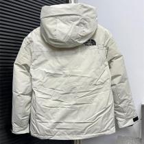 THE NORTH FACE スーパーコピー マウンテンジャケット 機能的 モダン 頑丈 ノースフェイス