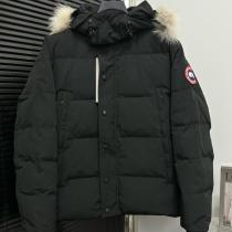 Canada Goose コピー ダウンジャケット ショート丈 ファー付き 最新...
