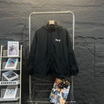 Balenciaga 偽物 ウィンドブレーカー ブラック フード付き 高品質 人気 バレンシアガ