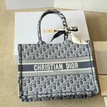 ディオール スーパーコピー 秋冬魅力 新作 ブックトート バッグ モノグラム 大容量 高級 DIOR