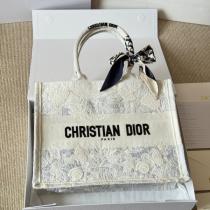 ディオール コピー 秋冬洗練 新登場 ブックトート バッグ レース調 ホワイト 上品 DIOR