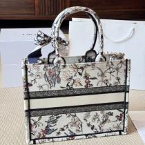 DIOR スーパーコピー 秋冬上質 フローラル ブックトート バッグ ナチュラル モダン　ディオール