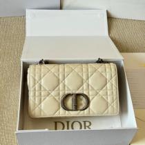 ディオール 偽物 秋冬新鋭 定番 チェーンバッグ キルティング レザー 小ぶり シック DIOR
