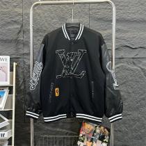 LOUIS VUITTON コピー スタジャン 豪華ビッグロゴ 存在感抜群 おしゃれ ルイヴィトン