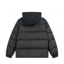 MONCLER スーパーコピー ダウンジャケット シンプル 防寒 軽量 スタイリッシュ モンクレール