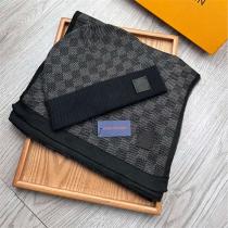 LOUIS VUITTON コピー 帽子 マフラーセット グレー チェック柄 スタイリッシュ ルイヴィトン