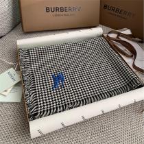  BURBERRY コピー マフラー 千鳥格子 クラシック 上品 高級感 エレガント デザイン バーバリー