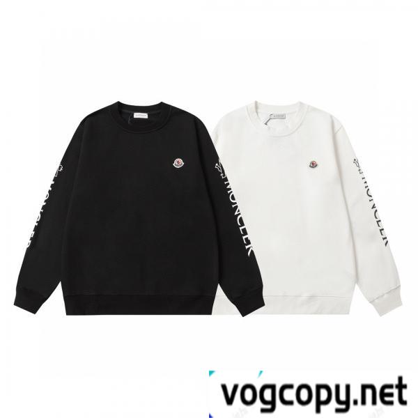 MONCLERプリントラウンドネックパーカー