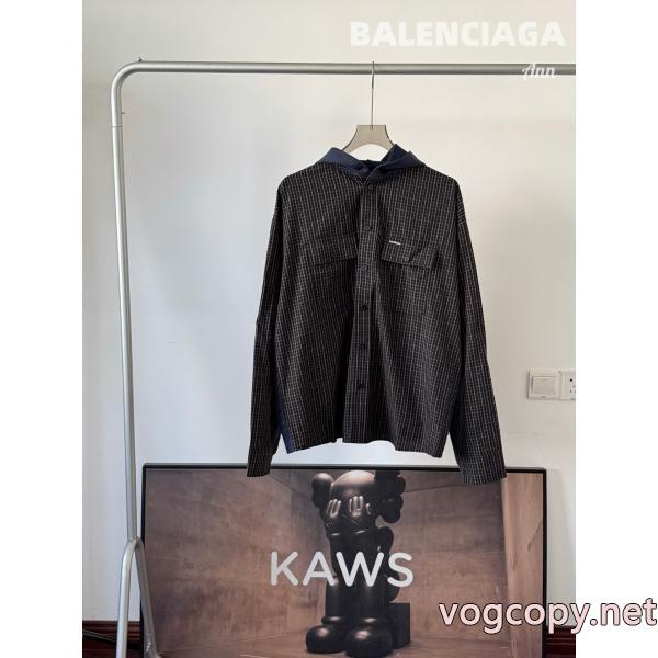 Balenciagaスタイリッシュなチェック柄ポケットシャツコート