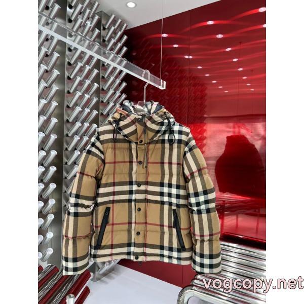Burberry秋冬新作定番カーキチェックダウンジャケット