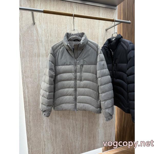 CANADA GOOSE 25年冬の薄手ダウンジャケット