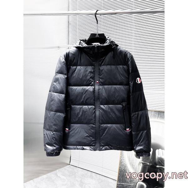 ブランド コピー 優良店MONCLER重宝するアイテム 人気セール定番 抜群な通気性ダウンジャケット