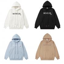 MONCLER秋冬新作刺繍連帽パーカー