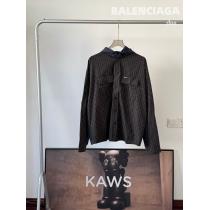 Balenciagaスタイリッシュなチェック柄ポケットシャツコート