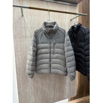 CANADA GOOSE 25年冬の薄手ダウンジャケット