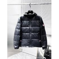 ブランド コピー 優良店MONCLER重宝するアイテム 人気セール定番 抜群な通...