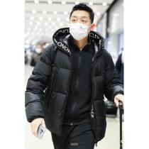 MONCLERダウンジャケット偽 ブランド 販売目玉商品  大人の色味 高級感を...