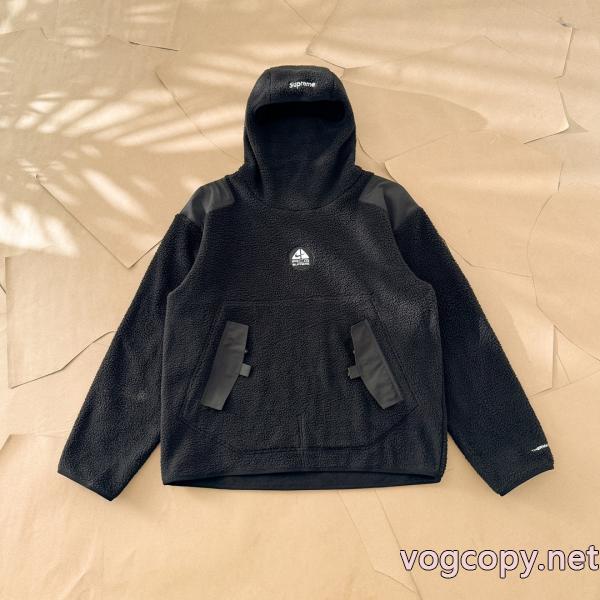 パーカー新作入荷250%新品 お洒落に魅せる 存在感のある コピー 商品 ブランドSUPREME