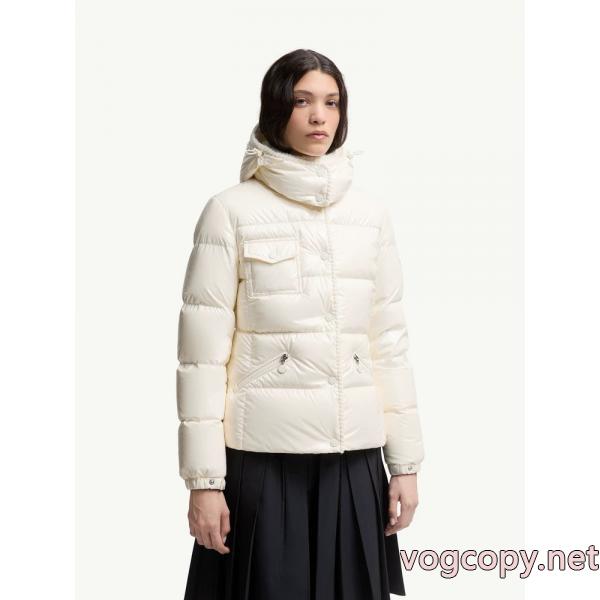 ダウンジャケット偽 ブランド最新作 お洒落 大人シンプルなMONCLER