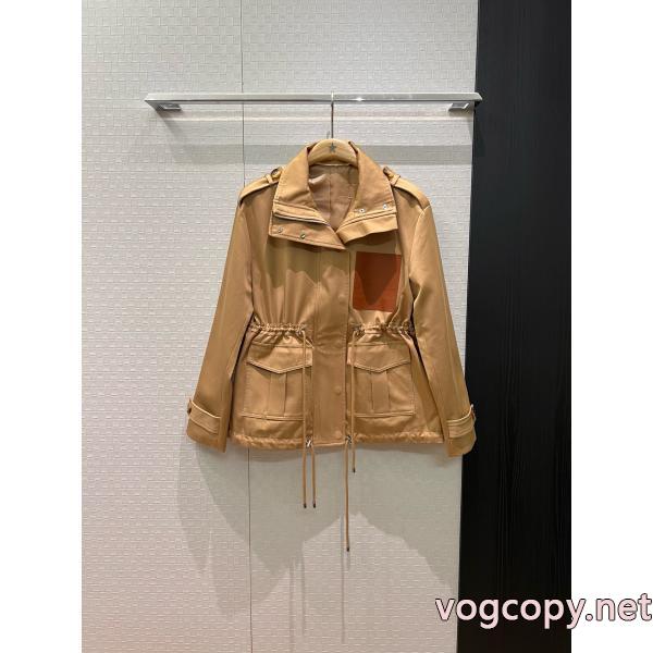 高評価の人気品  上品カジュアルな雰囲気に 多色使いが魅力のブランド 品 スーパー コピージャケットLOEWE