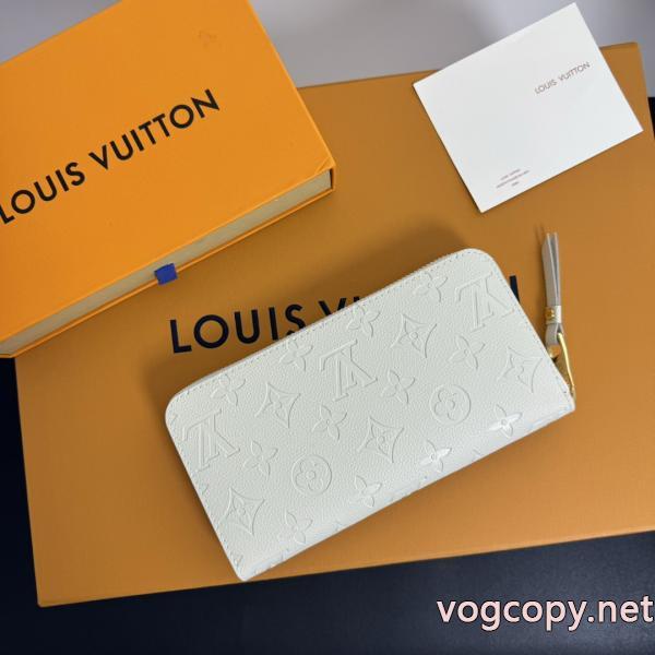 財布人気が高い新作 2026-25秋冬トレンドファッション ヒットアイテムLOUIS VUITTONブランド スニーカー 激安