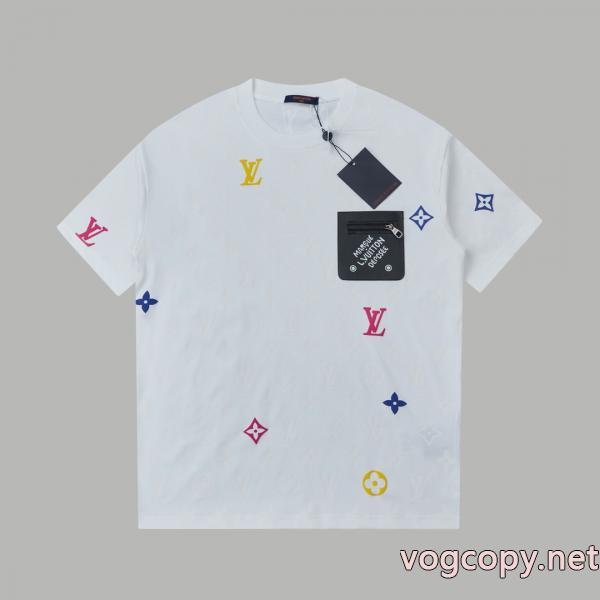 TシャツLOUIS VUITTON現代的な印象 欧米韓流/雑誌  超人気モデル入荷偽物 通販