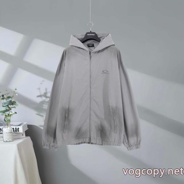ブランド 通販主役級アイテム 注目の逸品 最安価格に挑戦中BALENCIAGAジャケット