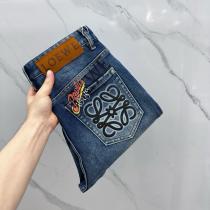 LOEWE格好良い人気定番 個性的な素材感も魅力 格安海外人気アイテムブランド コピー 専門店ジーンズ