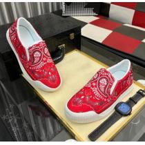 コピー 商品 通販    スニーカー雑誌も街も人気アイテム オーバーサイズ 今っぽくDSQUARED2..