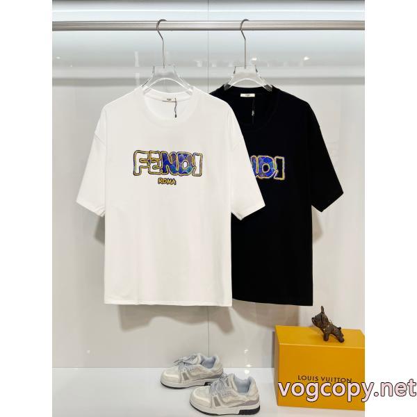 Tシャツ 2026ブランドコピーFENDI魅力的な 知的セクシースタイル 今季トレンドの限定アイテム