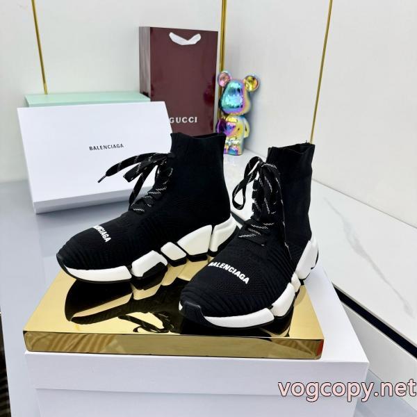 ブランド コピー 品BALENCIAGAスニーカー万能アイテム 著名人も愛用した 毎年大人気商品