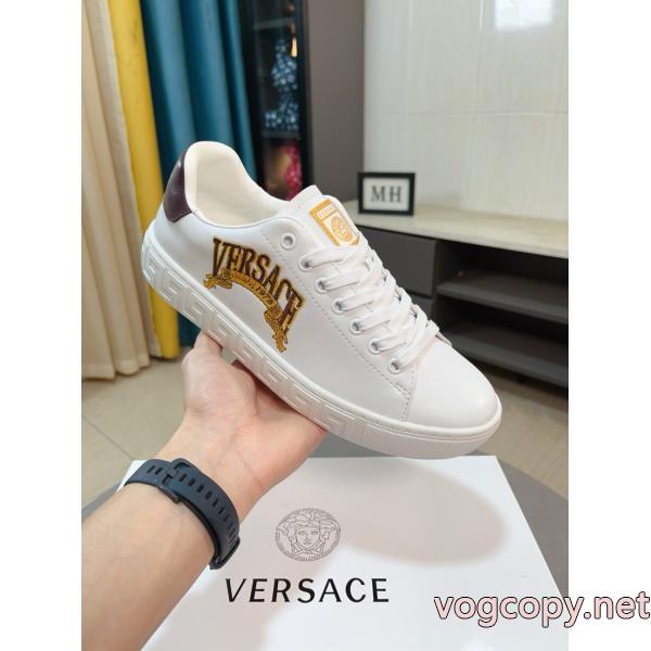 色気のあるスタイルに仕上げ 高品質 最新ルックスニーカースーパー コピー 通販 優良VERSACE