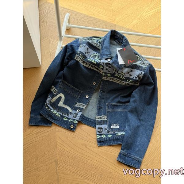 コピー 品 販売コート話題となる人気品 履き心地 大人の余裕が漂うEVISU