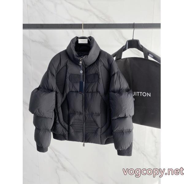 今旬のシルエットバランス VIP 先行セール2026年冬 おしゃれの幅が広がりLOUIS VUITTONブランド 偽物 通販    ダウンジャケット.