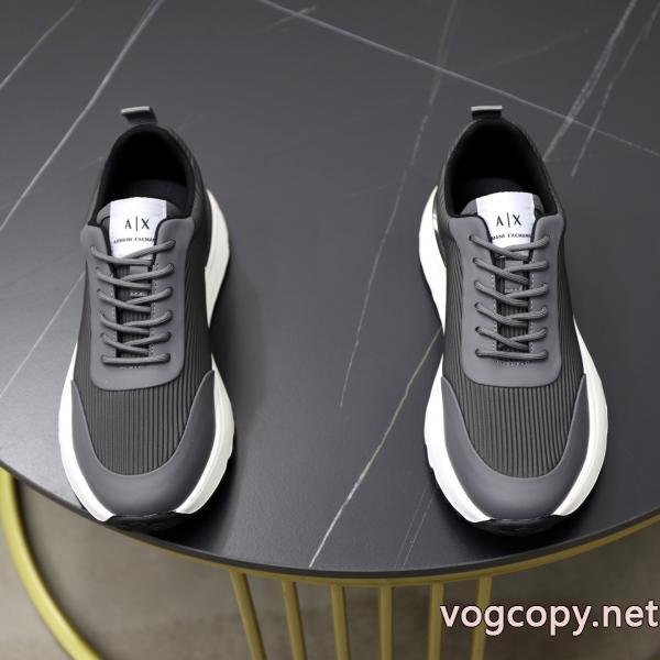 ブランド アクセサリー 激安    スニーカー人気の高さ激安通販 セールで嬉しい入荷 ハイクォリティアルマーニ..