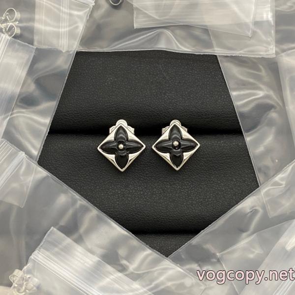 2026秋冬の必須アイテム とってもお洒落 安定した質感偽物 ブランド 販売    アクセサリーLOUIS VUITTON..