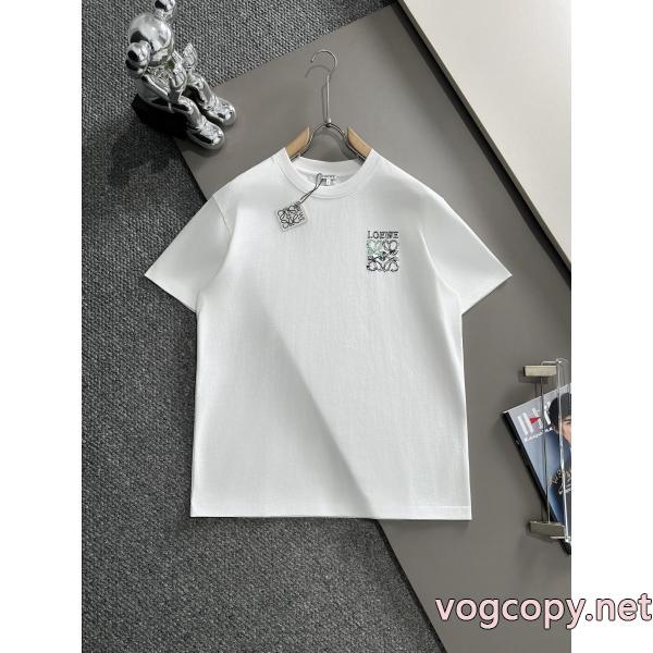 ブランド コピー 品高評価！ 雑誌掲載最新作 大人の上質感TシャツLOEWE